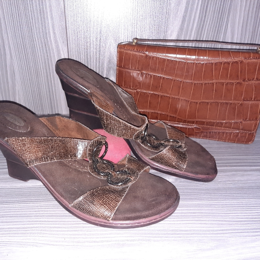 Avanti Brown Wedge Sandals with Ruched Strap And Adrienne Vittadini Purse